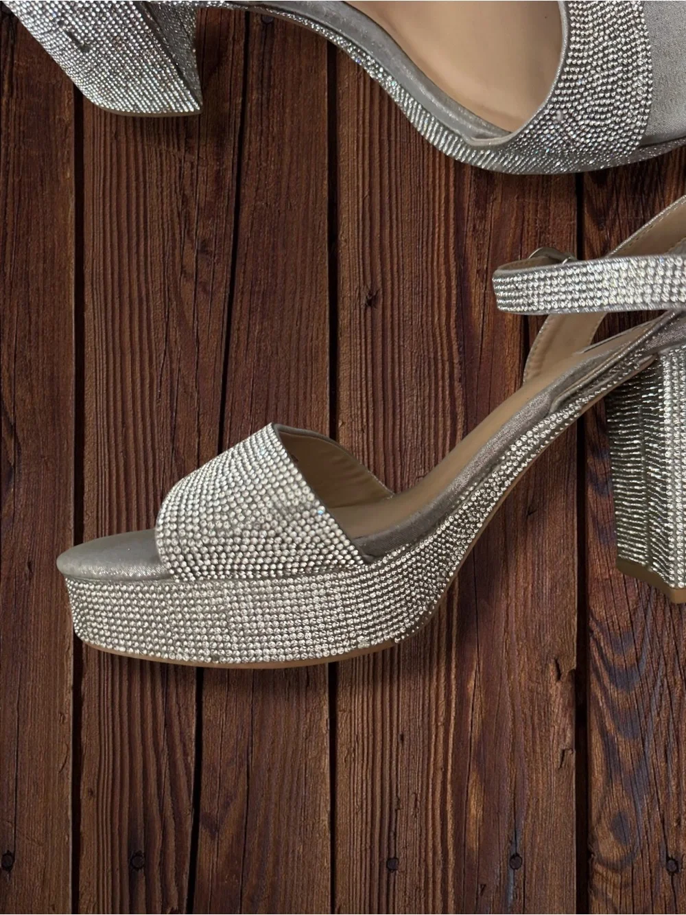 Steve Madden Crystal-Embellished Silver Platform Sandals, 11